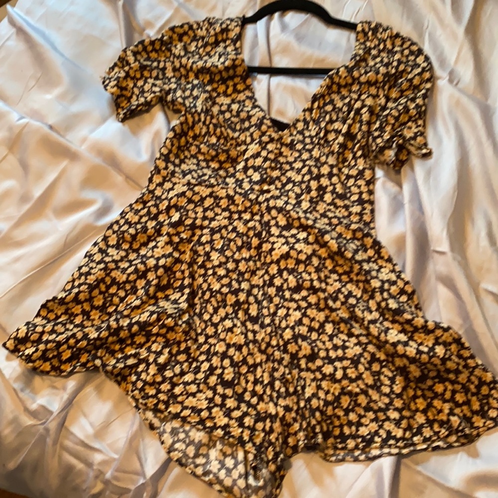Romper super flattering and flowy